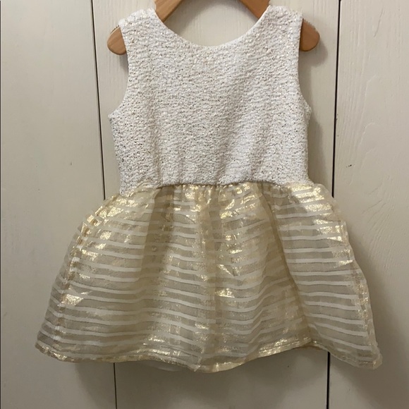 The Children’s Place White & Gold Formal Dress - Picture 4 of 5
